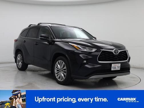 2023 Toyota Highlander Platinum