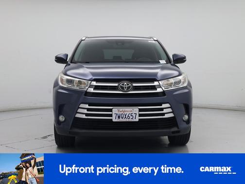 Blue 2017 Toyota Highlander XLE