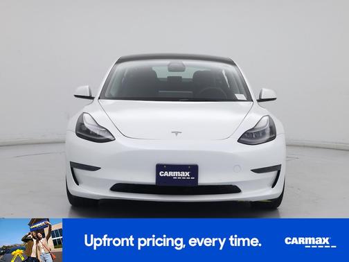 White 2022 Tesla Model 3