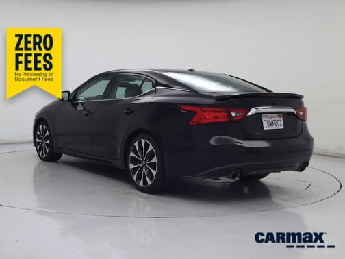 Black 2016 Nissan Maxima SR