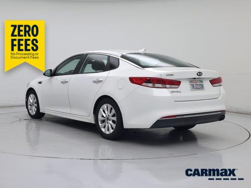White 2016 Kia Optima LX