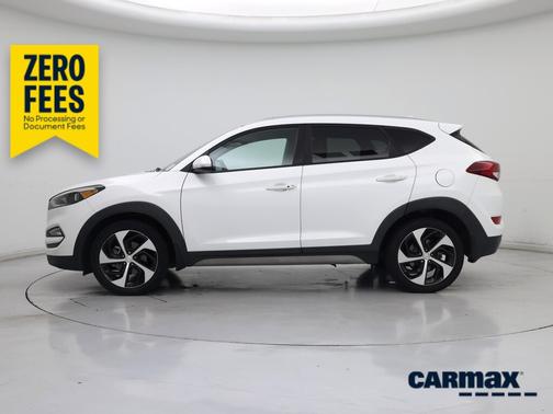 White 2018 Hyundai TUCSON Sport