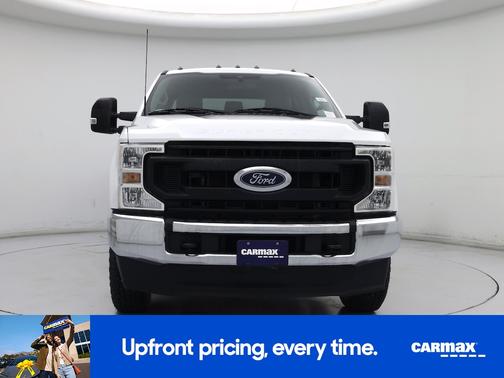 White 2022 Ford F-250 XL
