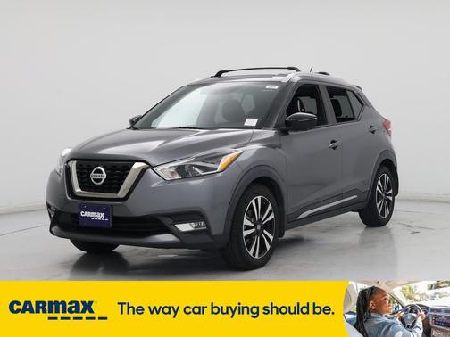 2019 Nissan Kicks SR