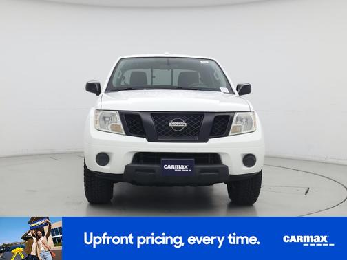 White 2017 Nissan Frontier SV