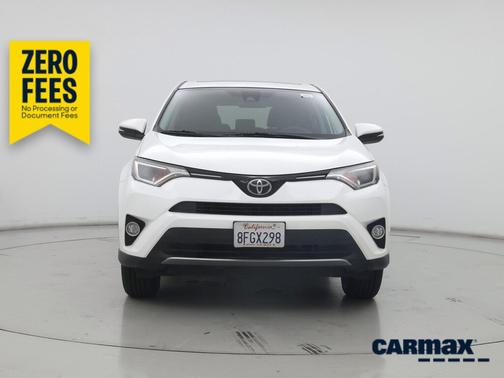 White 2018 Toyota RAV4 XLE