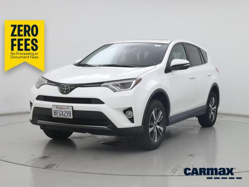 White 2018 Toyota RAV4 XLE