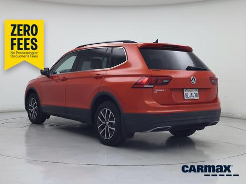 Orange 2019 Volkswagen Tiguan SE