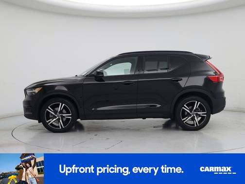 2021 Volvo XC40 T5 R-Design