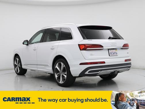 2021 Audi Q7 Premium Plus