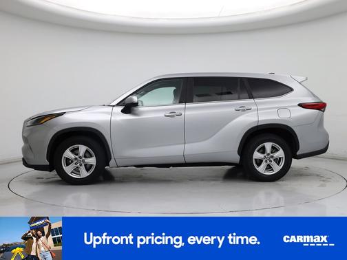 Silver 2023 Toyota Highlander L