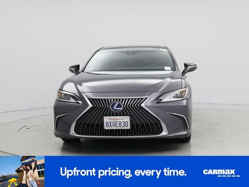 2021 Lexus ES 300h 