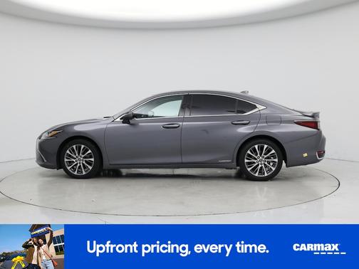 2021 Lexus ES 300h 