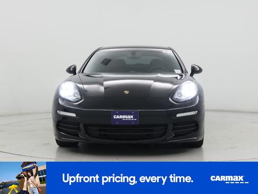 2015 Porsche Panamera 