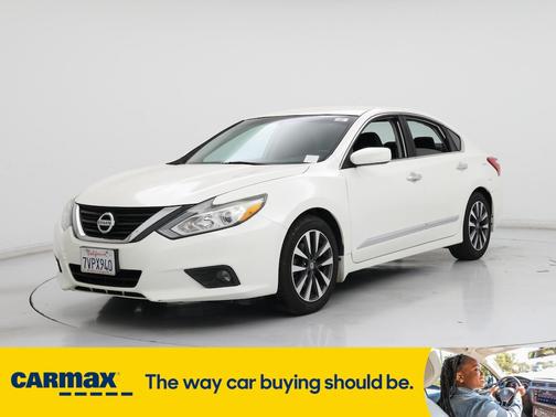 2016 Nissan Altima SV