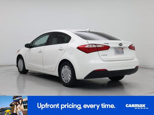 White 2016 Kia Forte LX