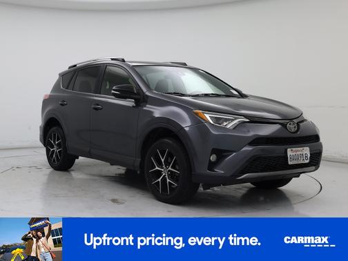 2017 Toyota RAV4 SE
