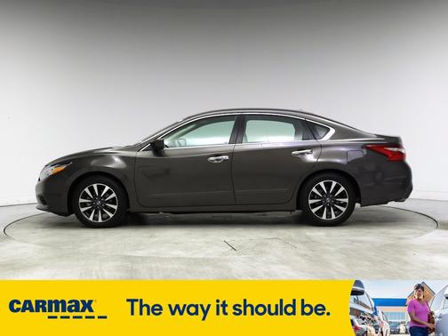 2016 Nissan Altima SV