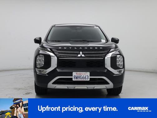 2022 Mitsubishi Outlander SE
