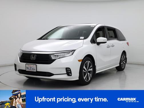 White 2023 Honda Odyssey Touring