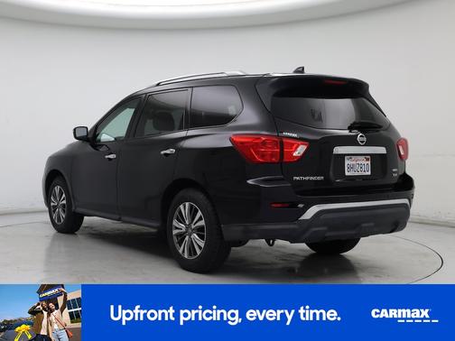 2019 Nissan Pathfinder SV