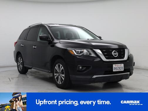 2019 Nissan Pathfinder SV