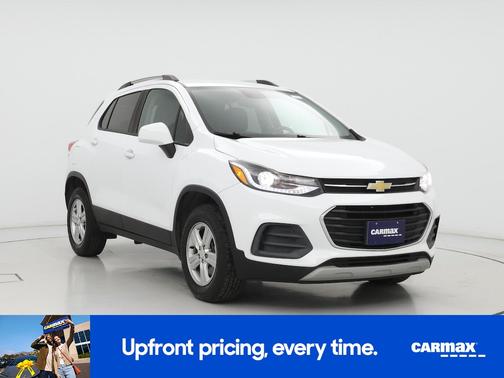 White 2022 Chevrolet Trax LT