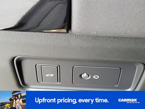 2019 Land Rover Discovery SE