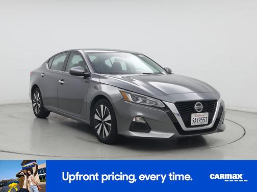 Gray 2022 Nissan Altima SV