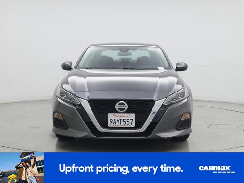 Gray 2022 Nissan Altima SV
