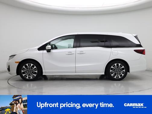 White 2026 Honda Odyssey Elite