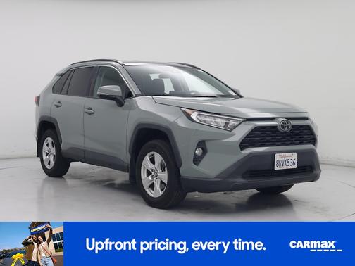2020 Toyota RAV4 XLE