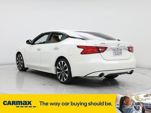 2017 Nissan Maxima SR