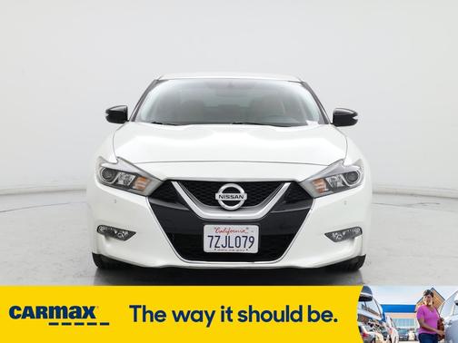 2017 Nissan Maxima SR