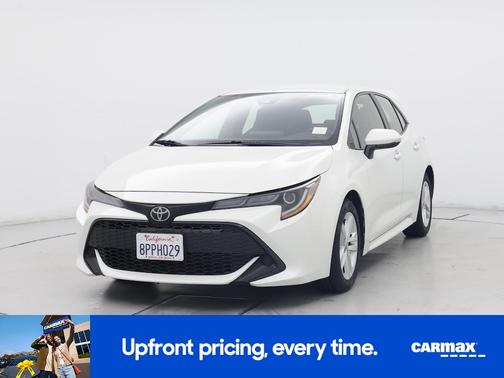 White 2020 Toyota Corolla Hatchback SE