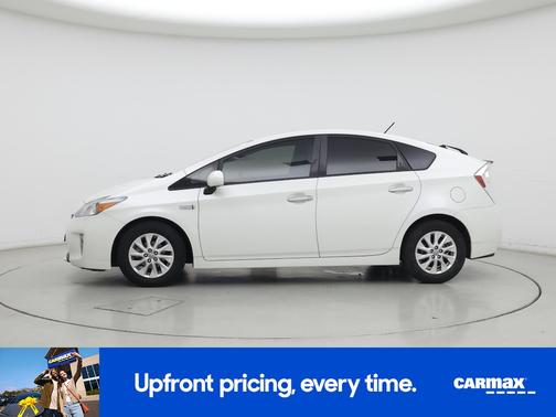 White 2015 Toyota Prius Plug-in