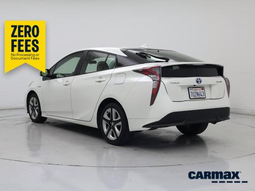 White 2016 Toyota Prius Four