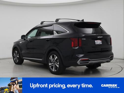 Black 2022 Kia Sorento Plug-In Hybrid SX Prestige