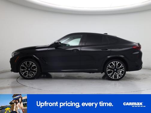 Black 2022 BMW X6 M