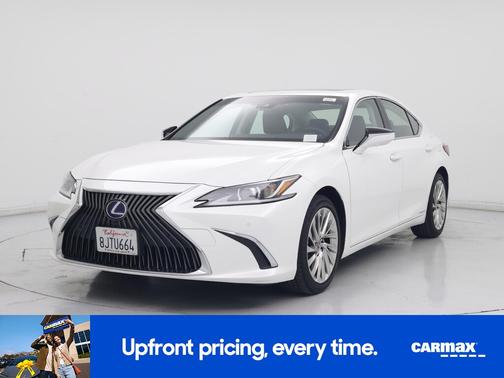 2019 Lexus ES 300h Luxury