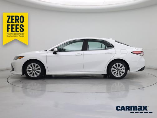 White 2019 Toyota Camry LE