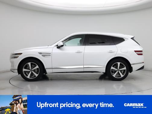 White 2022 Genesis GV80