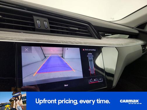 2022 Audi e-tron Premium