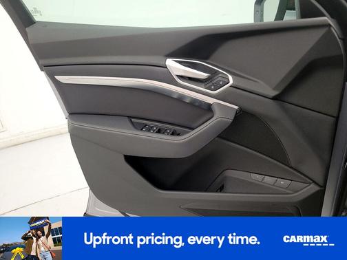 2022 Audi e-tron Premium