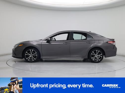 Gray 2019 Toyota Camry SE