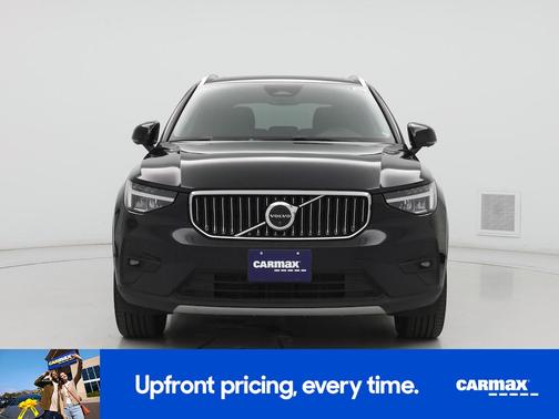 Black 2025 Volvo XC40 B5 Plus Bright Theme