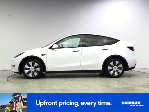 White 2023 Tesla Model Y Long Range