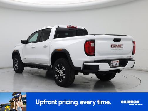 2023 GMC Canyon AT4