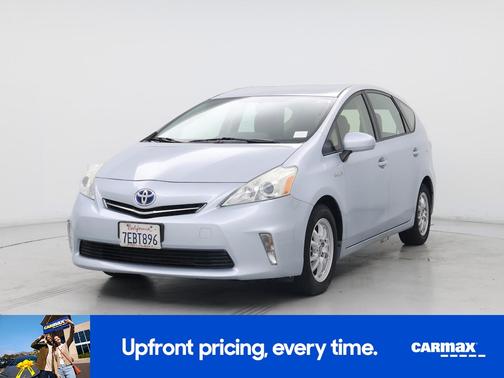 2014 Toyota Prius v Two