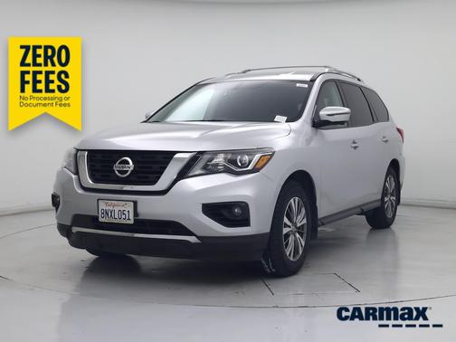 Silver 2019 Nissan Pathfinder SL